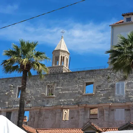 Romana With A Spacious Terrace Split