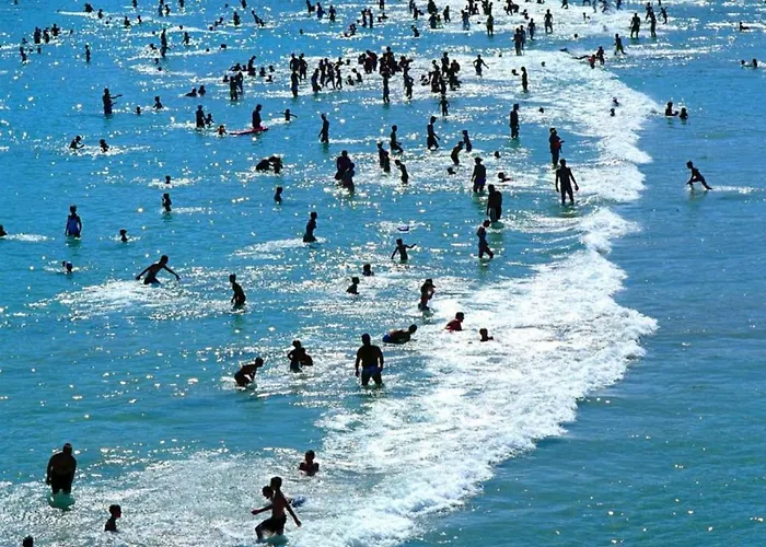 Romana With A Spacious Terrace *