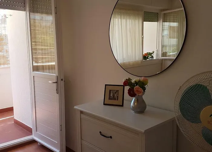 Romana With A Spacious Terrace Appartement *