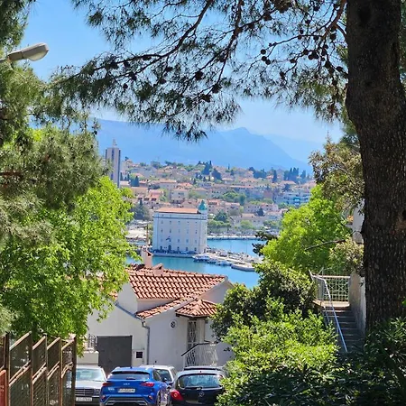 Apartamento Romana With A Spacious Terrace Split
